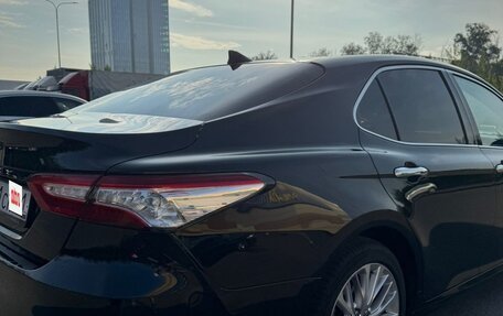 Toyota Camry, 2018 год, 2 450 000 рублей, 7 фотография