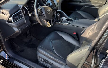Toyota Camry, 2018 год, 2 450 000 рублей, 10 фотография