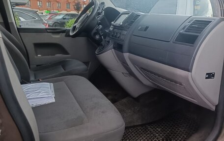 Volkswagen Caravelle T5, 2011 год, 1 480 000 рублей, 3 фотография