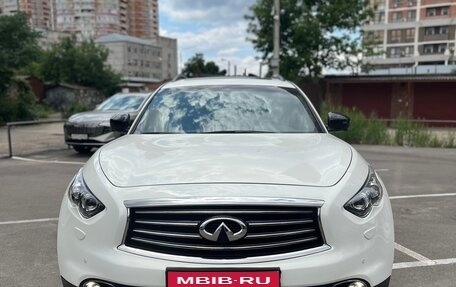 Infiniti QX70, 2015 год, 2 550 000 рублей, 3 фотография