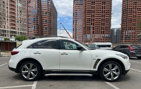 Infiniti QX70, 2015 год, 2 550 000 рублей, 5 фотография