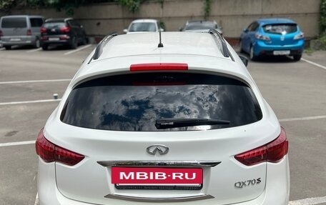 Infiniti QX70, 2015 год, 2 550 000 рублей, 7 фотография