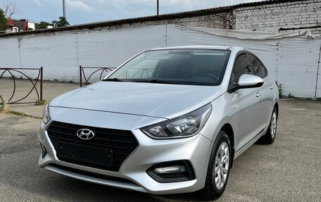 Hyundai Solaris II рестайлинг, 2018 год, 1 130 000 рублей, 2 фотография
