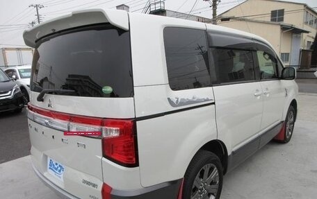 Mitsubishi Delica D:5 I, 2022 год, 2 850 000 рублей, 6 фотография