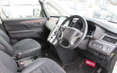 Mitsubishi Delica D:5 I, 2022 год, 2 850 000 рублей, 11 фотография