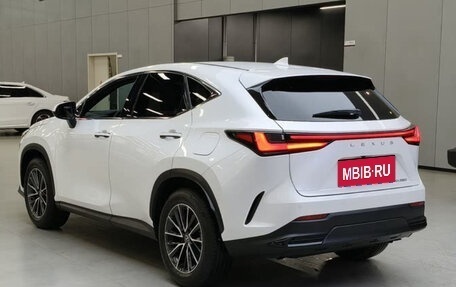 Lexus NX, 2022 год, 2 800 000 рублей, 4 фотография