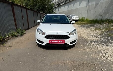 Ford Focus III, 2016 год, 900 000 рублей, 2 фотография