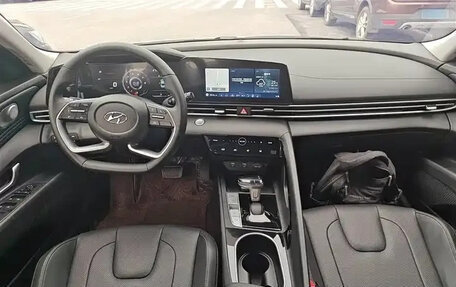 Hyundai Elantra, 2022 год, 1 290 065 рублей, 2 фотография