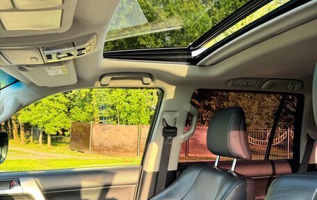 Toyota Land Cruiser Prado 150 рестайлинг 2, 2017 год, 4 790 000 рублей, 15 фотография