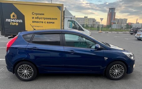 Hyundai Solaris II рестайлинг, 2015 год, 1 100 000 рублей, 3 фотография