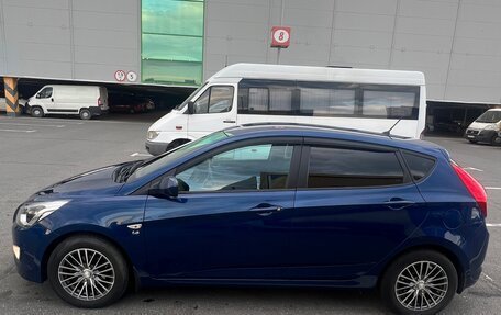 Hyundai Solaris II рестайлинг, 2015 год, 1 100 000 рублей, 2 фотография