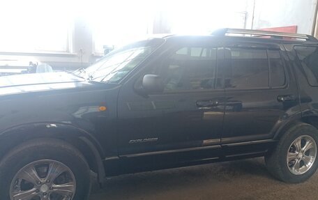 Ford Explorer III, 2005 год, 899 000 рублей, 3 фотография
