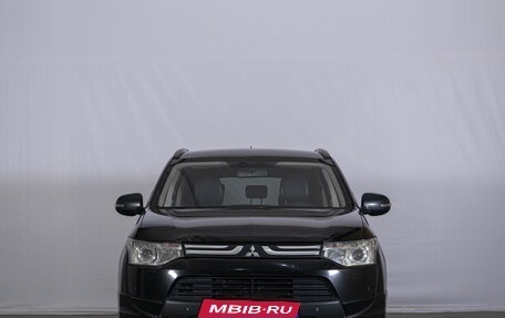 Mitsubishi Outlander III рестайлинг 3, 2013 год, 1 369 000 рублей, 3 фотография