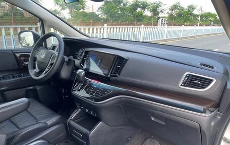 Honda Odyssey IV, 2021 год, 2 350 000 рублей, 6 фотография