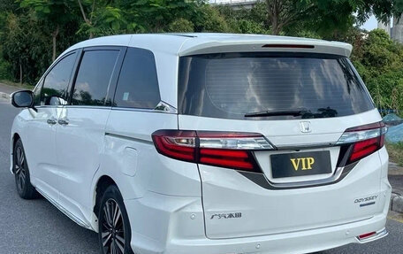 Honda Odyssey IV, 2021 год, 2 350 000 рублей, 5 фотография