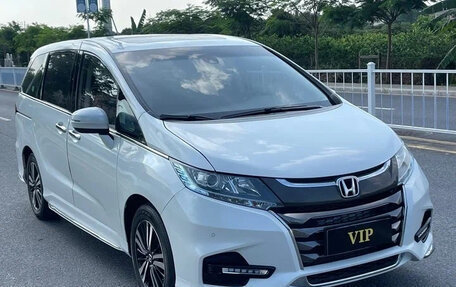 Honda Odyssey IV, 2021 год, 2 350 000 рублей, 2 фотография
