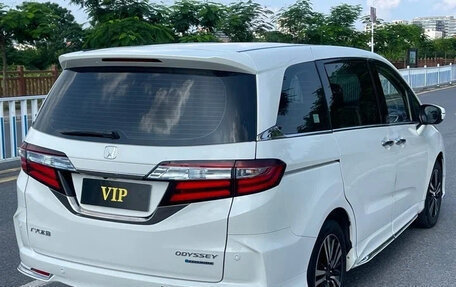 Honda Odyssey IV, 2021 год, 2 350 000 рублей, 4 фотография