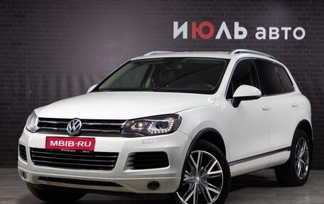 Volkswagen Touareg III, 2011 год, 1 976 000 рублей, 1 фотография