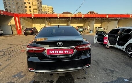 Toyota Camry, 2023 год, 3 300 000 рублей, 4 фотография