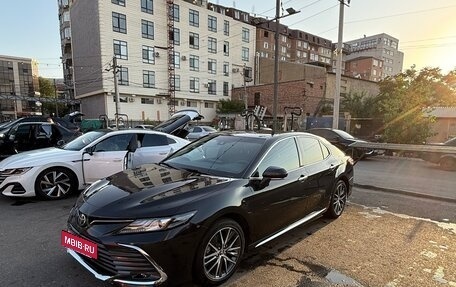 Toyota Camry, 2023 год, 3 300 000 рублей, 6 фотография