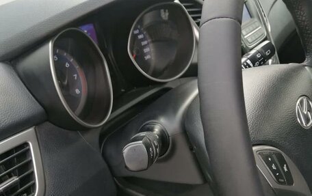 Hyundai i30 II рестайлинг, 2012 год, 950 000 рублей, 11 фотография