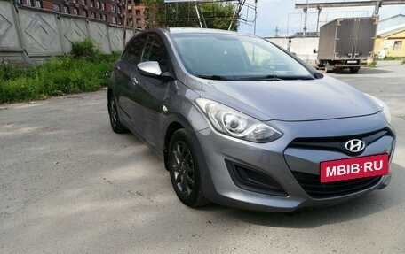 Hyundai i30 II рестайлинг, 2012 год, 950 000 рублей, 2 фотография