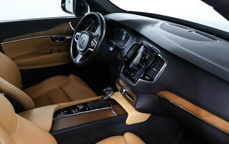 Volvo XC90 II рестайлинг, 2017 год, 3 450 000 рублей, 9 фотография