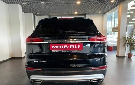 Geely Atlas, 2021 год, 1 900 000 рублей, 4 фотография