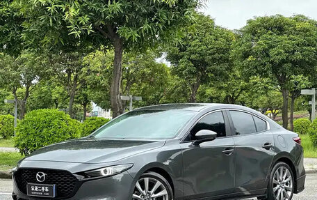 Mazda 3, 2021 год, 1 400 000 рублей, 2 фотография