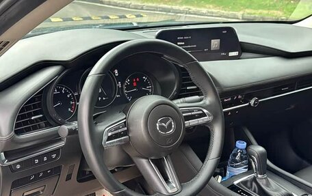 Mazda 3, 2021 год, 1 400 000 рублей, 11 фотография