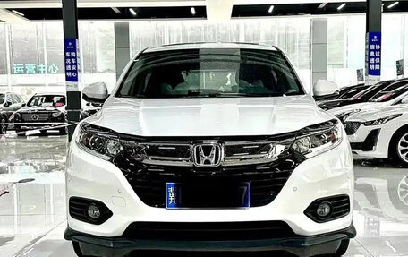 Honda Vezel, 2020 год, 1 240 199 рублей, 2 фотография