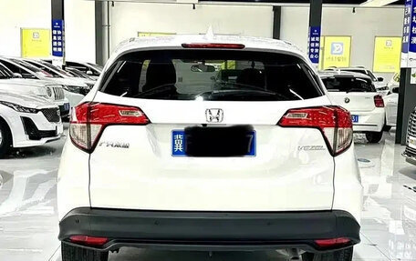 Honda Vezel, 2020 год, 1 240 199 рублей, 3 фотография