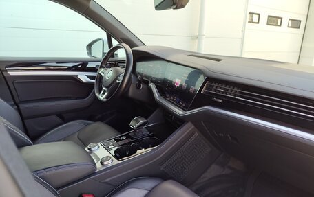 Volkswagen Touareg III, 2019 год, 4 750 000 рублей, 14 фотография