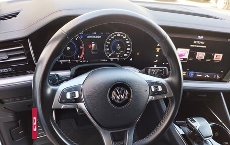 Volkswagen Touareg III, 2019 год, 4 750 000 рублей, 12 фотография