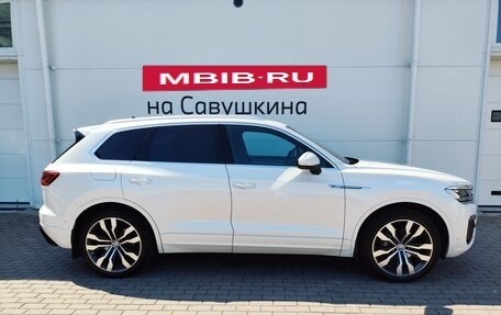 Volkswagen Touareg III, 2019 год, 4 750 000 рублей, 6 фотография