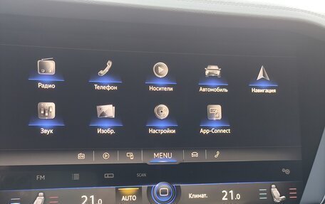 Volkswagen Touareg III, 2019 год, 4 750 000 рублей, 25 фотография