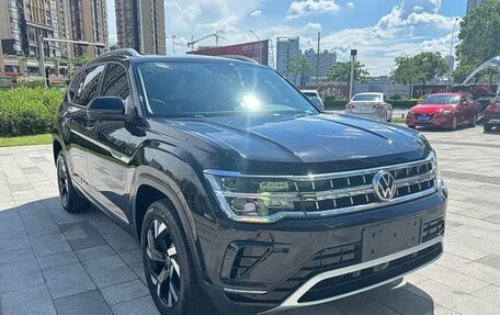 Volkswagen Teramont I, 2022 год, 3 140 000 рублей, 3 фотография