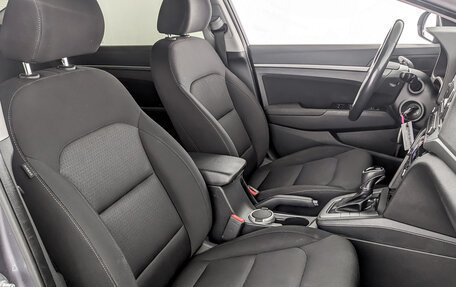 Hyundai Elantra VI рестайлинг, 2018 год, 1 335 000 рублей, 23 фотография