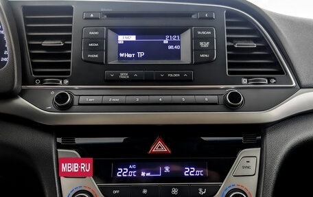 Hyundai Elantra VI рестайлинг, 2018 год, 1 335 000 рублей, 15 фотография