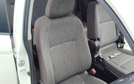 Toyota Spade, 2013 год, 750 000 рублей, 11 фотография
