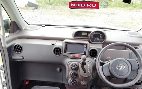 Toyota Spade, 2013 год, 750 000 рублей, 12 фотография