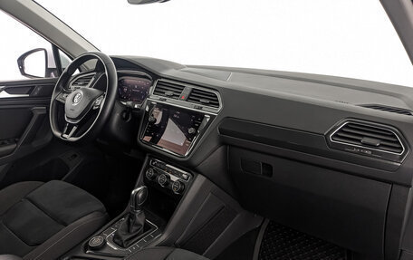 Volkswagen Tiguan II, 2019 год, 2 650 000 рублей, 13 фотография