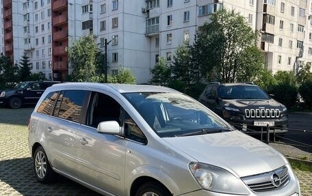 Opel Zafira B, 2011 год, 450 000 рублей, 2 фотография