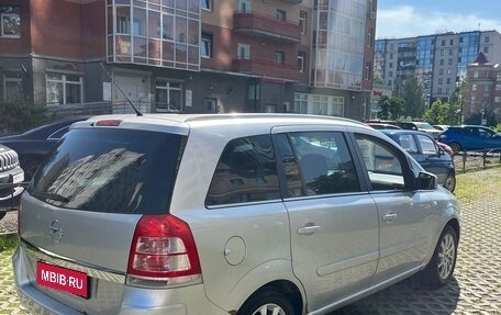 Opel Zafira B, 2011 год, 450 000 рублей, 3 фотография