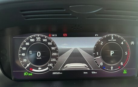 Land Rover Range Rover Sport II, 2018 год, 6 050 000 рублей, 9 фотография