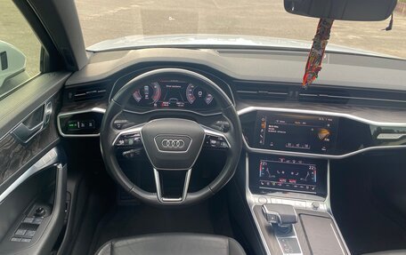 Audi A6, 2019 год, 4 500 000 рублей, 9 фотография