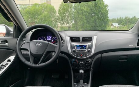 Hyundai Solaris II рестайлинг, 2013 год, 599 999 рублей, 9 фотография