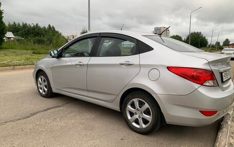Hyundai Solaris II рестайлинг, 2013 год, 599 999 рублей, 2 фотография