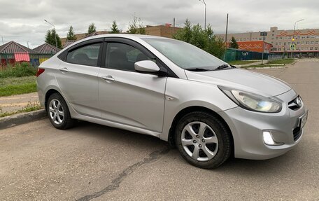 Hyundai Solaris II рестайлинг, 2013 год, 599 999 рублей, 5 фотография