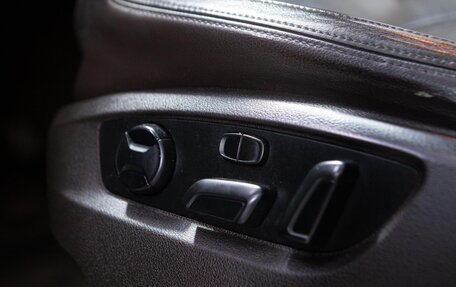 Volkswagen Touareg III, 2011 год, 1 976 000 рублей, 15 фотография